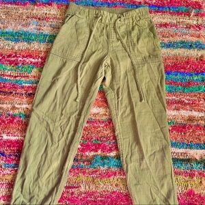 Green straight leg lightweight cargo type pants XS old navy